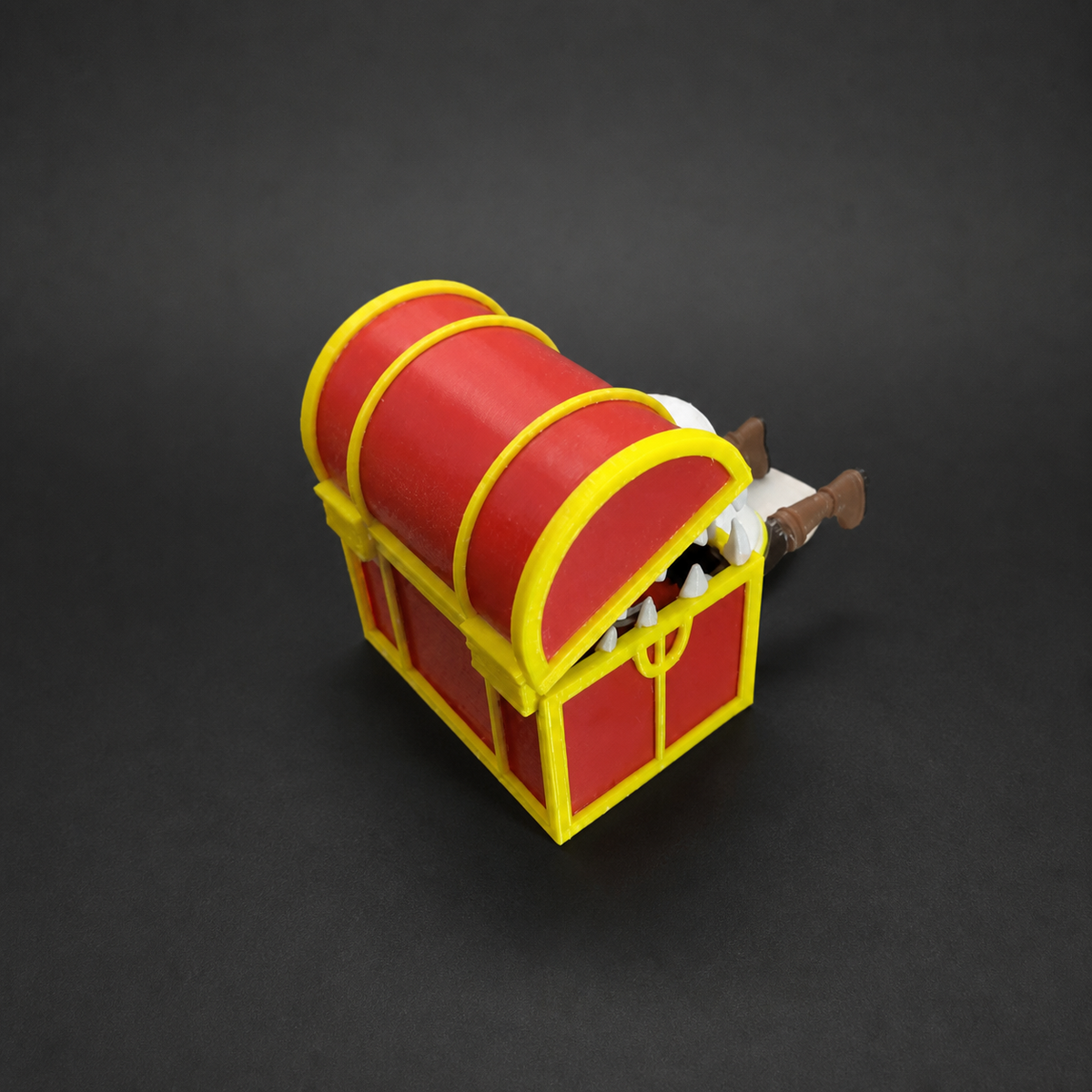 Frieren & Mimic Treasure Chest Figure